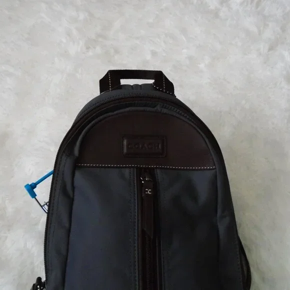 Coach Men Varick Sling Backpack Gray F70692 - Picture 7 of 15